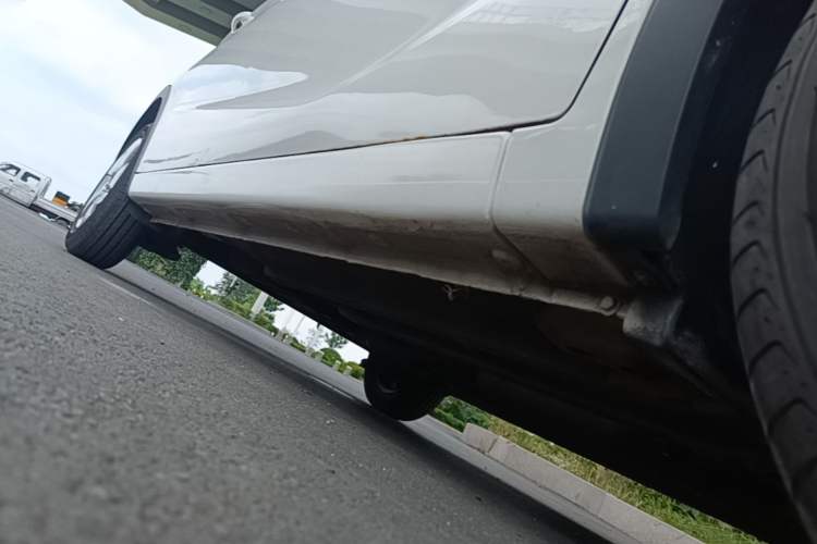 Used Baojun 310 2020 1.2L Manual Comfort Edition Right Side Sill