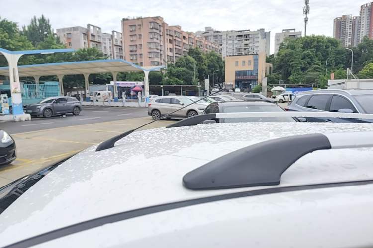 Used Baojun 310 2020 1.2L Manual Comfort Edition Roof