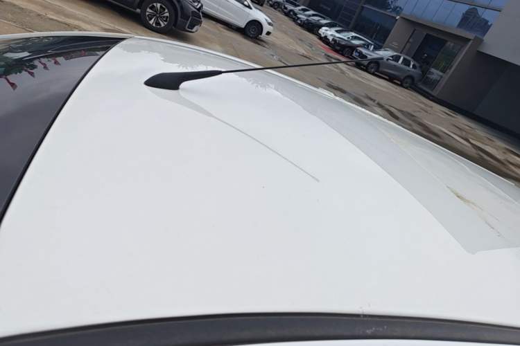 Used Baojun 310 2020 1.2L Manual Comfort Edition Roof