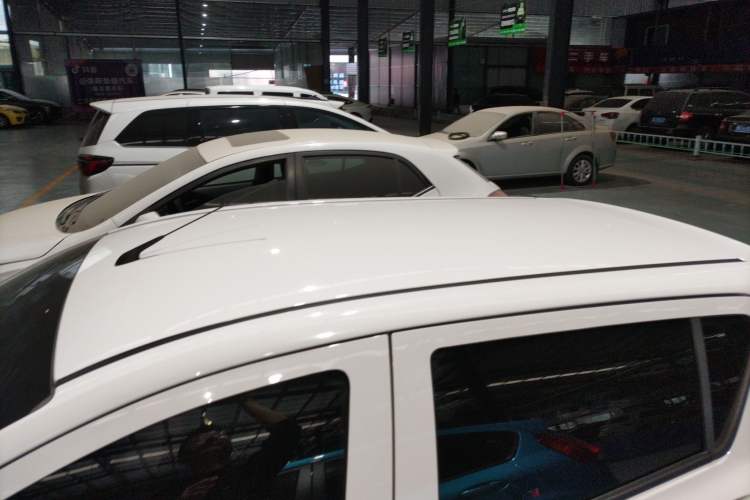 Used Baojun 310 2020 1.2L Manual Value Edition Roof
