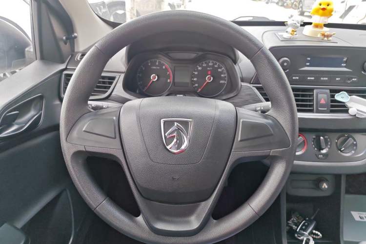 Used Baojun 310 2020 1.2L Manual Value Edition Steering Wheel
