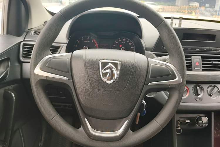 Used Baojun 310 2020 1.2L Manual Comfort Edition Steering Wheel