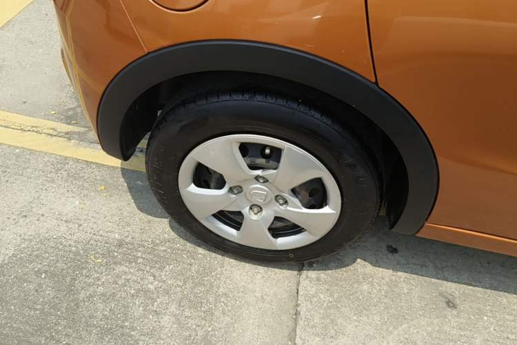 Used Baojun 310 2020 1.2L Manual Comfort Edition Right Rear Wheel Hub