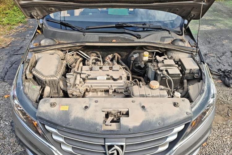Used Baojun 310W 2017 1.5L Manual Comfort Version China V Engine Bay