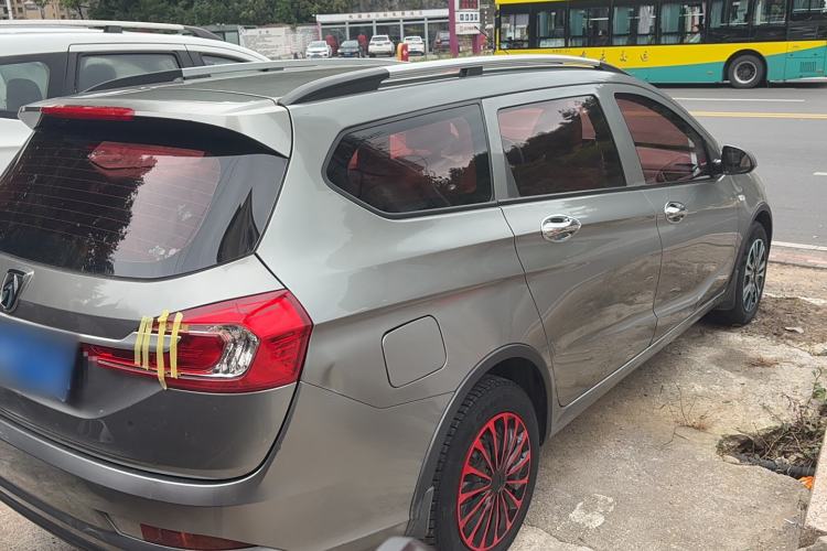 Used Baojun 310W 2017 1.5L Manual Comfort Version China V Exterior 3