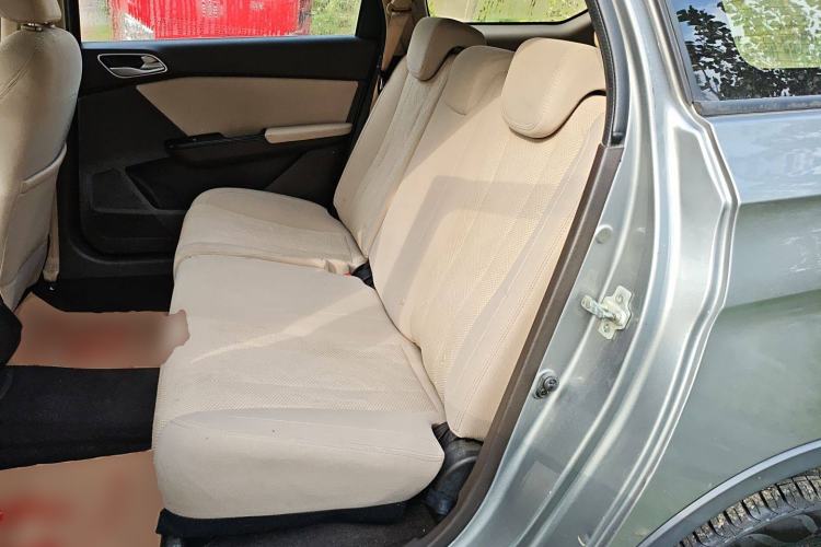 Used Baojun 310W 2017 1.5L Manual Comfort Version China V Left Rear Seat