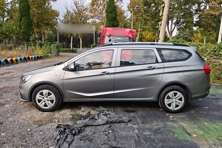 Used Baojun 310W 2017 1.5L Manual Comfort Version China V Left Side