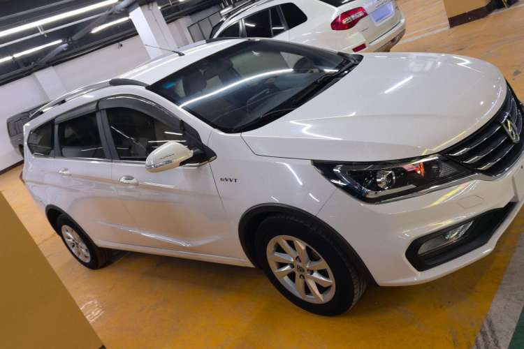 Used Baojun 310W 2017 1.5L Manual Fashion Model China V Exterior 2