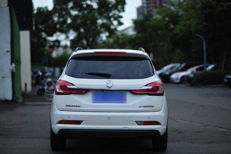 Used Baojun 310W 2018 1.5L Automatic Fashion Version China V Emission Standard Exterior 6