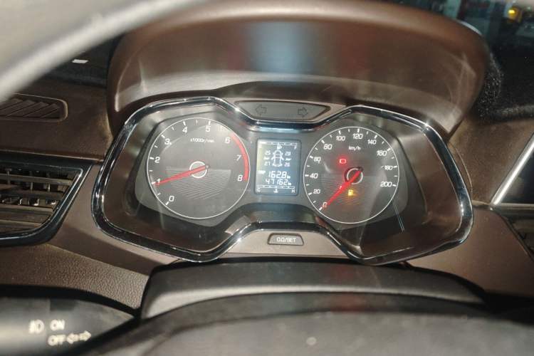 Used Baojun 310W 2017 1.5L Manual Fashion Edition China VI Instrument Cluster