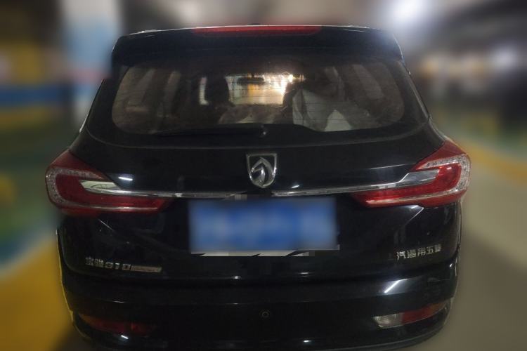 Used Baojun 310W 2017 1.5L Manual Fashion Edition China VI Rear
