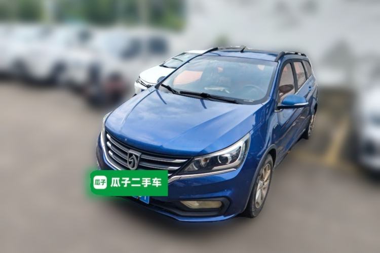 Used Baojun 310W 2017 1.5L Manual Comfort Version China V Guazi used car, China used car export, Used car for sale, Used cars, Cheapest cars for sale