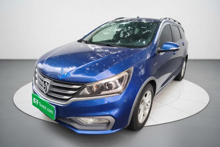 Baojun 310W 2017 1.5L Manual Fashion Model China V usata Guazi used car, China used car export, Used car for sale, Used cars, Cheapest cars for sale