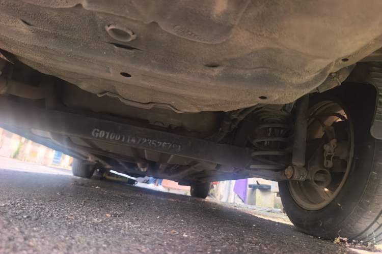 Used Baojun 310W 2017 1.5L Manual Fashion Model China V Chassis Rear
