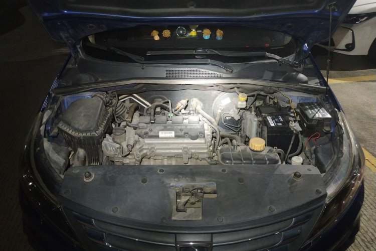 Used Baojun 310W 2017 1.5L Manual Fashion Model China V Engine Bay