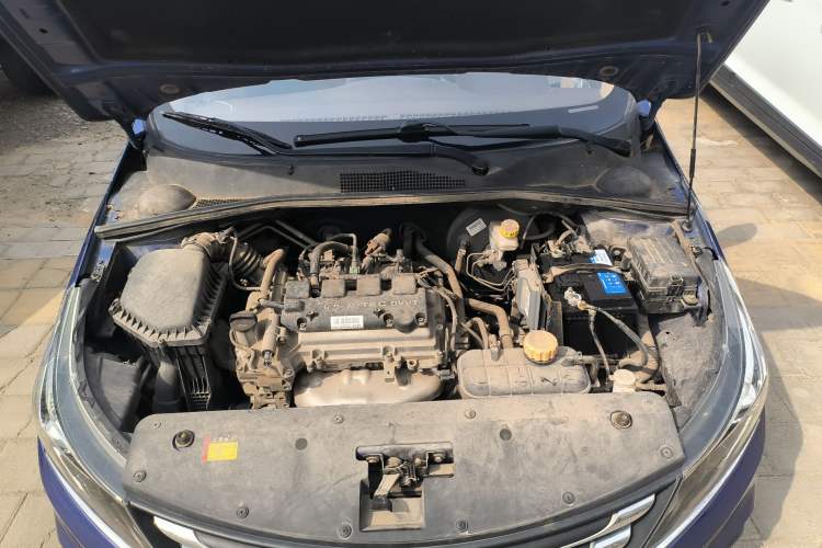 Used Baojun 310W 2017 1.5L Manual Comfort Version China V Engine Bay