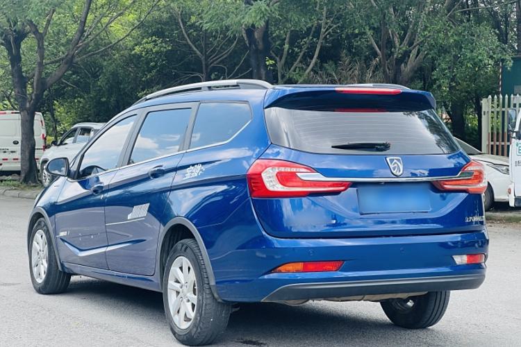 Used Baojun 310W 2017 1.5L Manual Fashion Model China V Exterior 3
