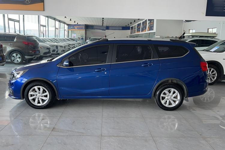 Used Baojun 310W 2017 1.5L Manual Fashion Edition China VI Exterior 5