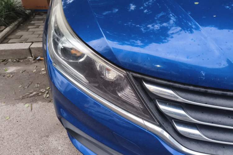 Used Baojun 310W 2017 1.5L Manual Fashion Model China V Exterior 6