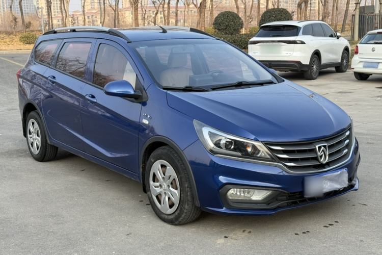 Used Baojun 310W 2017 1.5L Manual Comfort Version China V Exterior 6