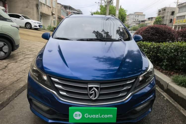 Used Baojun 310W 2017 1.5L Manual Comfort Version China V Front