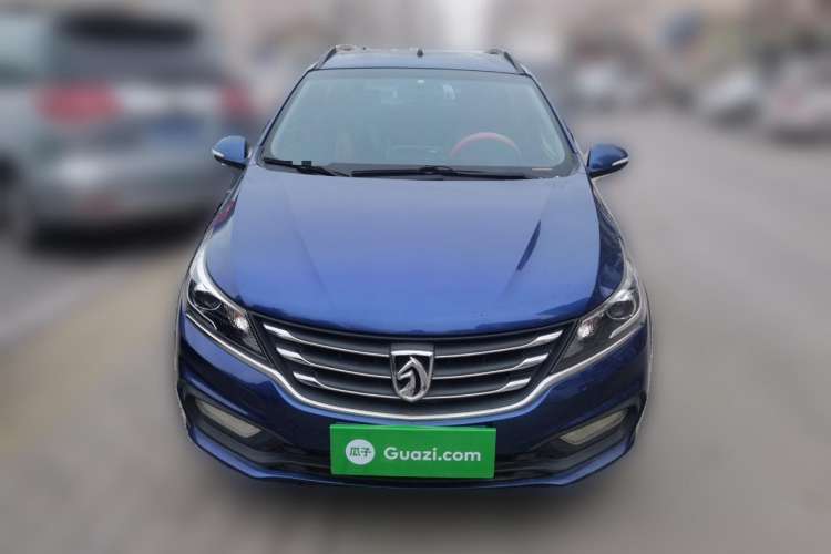 Used Baojun 310W 2017 1.5L Manual Fashion Model China V Front