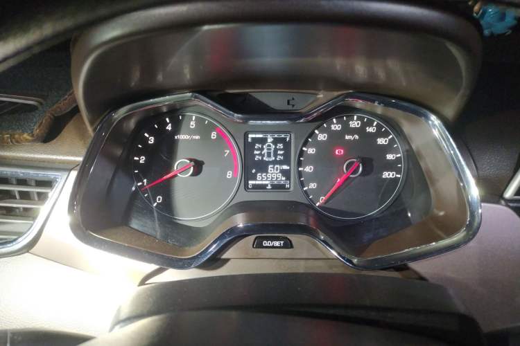 Used Baojun 310W 2017 1.5L Manual Fashion Model China V Instrument Cluster