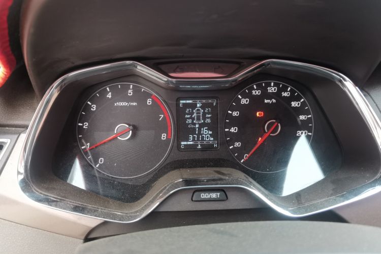 Used Baojun 310W 2017 1.5L Manual Fashion Model China V Instrument Cluster