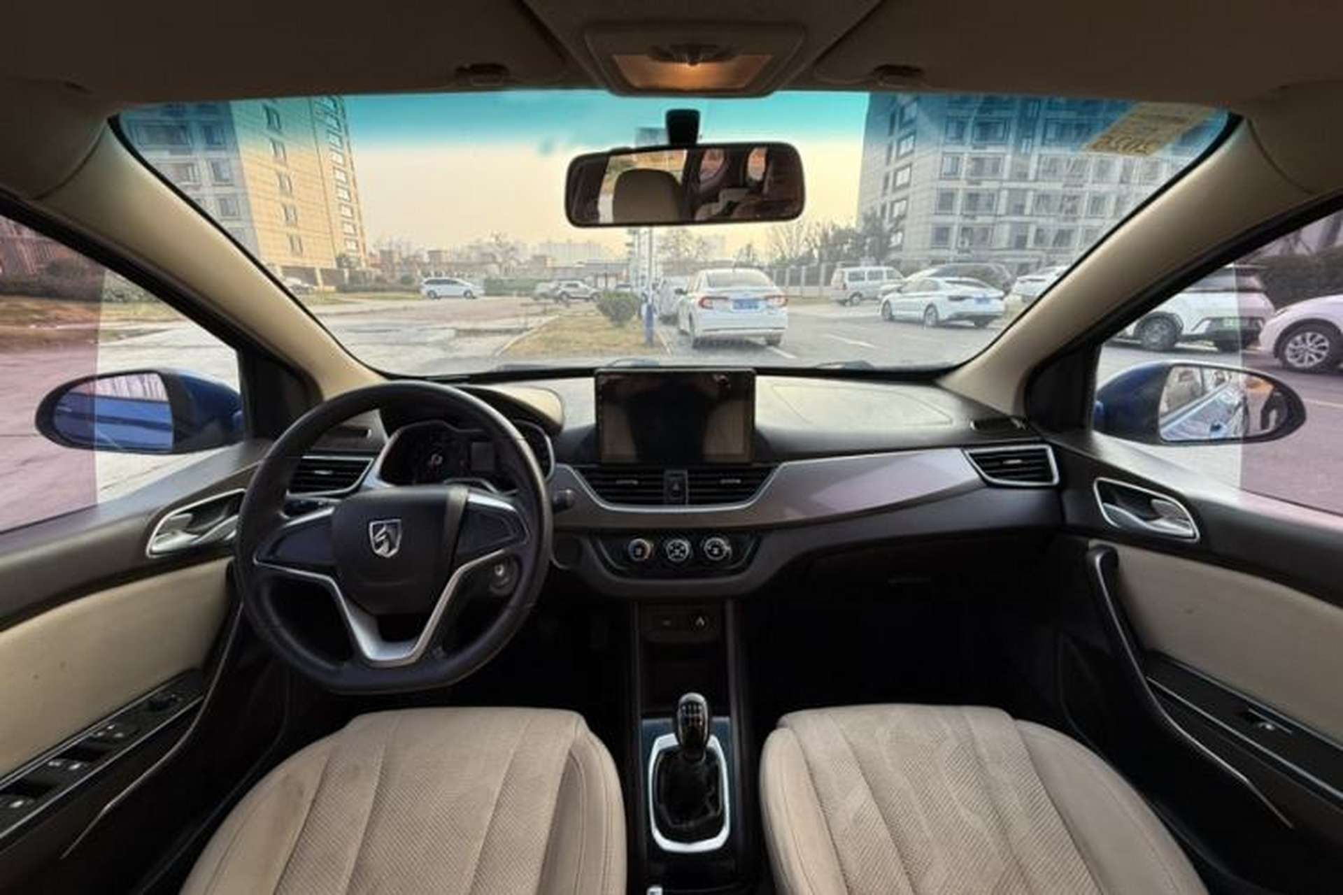 Used Baojun 310W 2017 1.5L Manual Comfort Version China V Interior 2