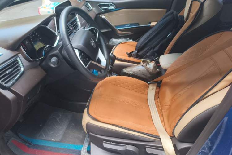 Used Baojun 310W 2017 1.5L Manual Fashion Edition China VI Left Front Seat