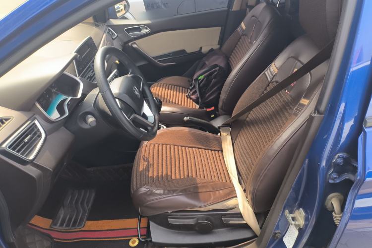 Used Baojun 310W 2017 1.5L Manual Comfort Version China V Left Front Seat