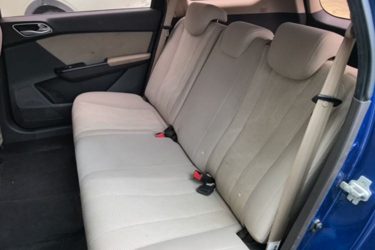 Used Baojun 310W 2017 1.5L Manual Comfort Version China V Left Rear Seat