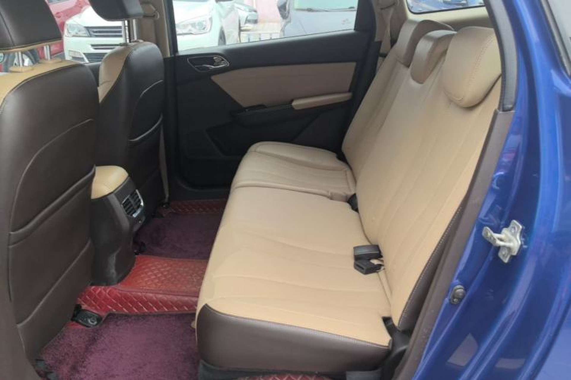 Used Baojun 310W 2017 1.5L Manual Luxury Edition China V Left Rear Seat