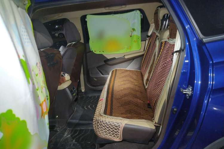 Used Baojun 310W 2017 1.5L Manual Fashion Model China V Left Rear Seat
