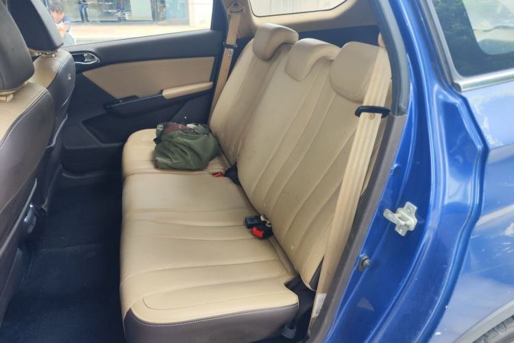 Used Baojun 310W 2017 1.5L Manual Fashion Model China V Left Rear Seat