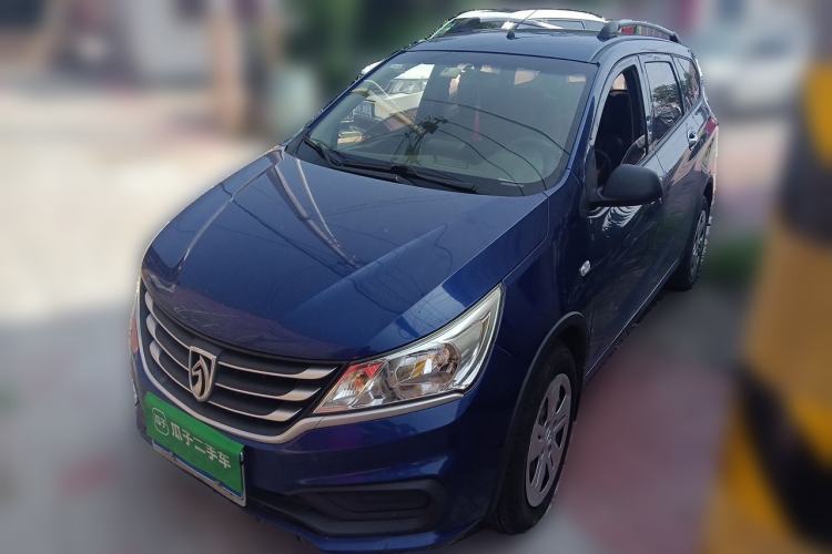 Used Baojun 310W 2017 1.2L Manual Value Edition China V Guazi used car, China used car export, Used car for sale, Used cars, Cheapest cars for sale