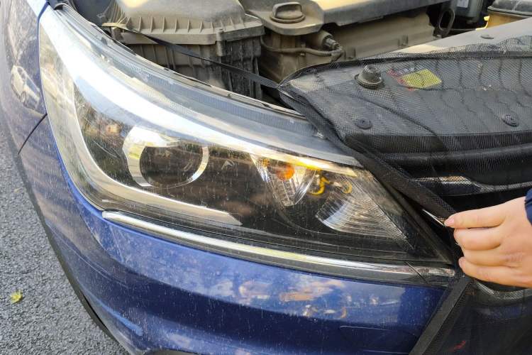 Used Baojun 310W 2017 1.5L Manual Luxury Edition China V Right Front Headlight