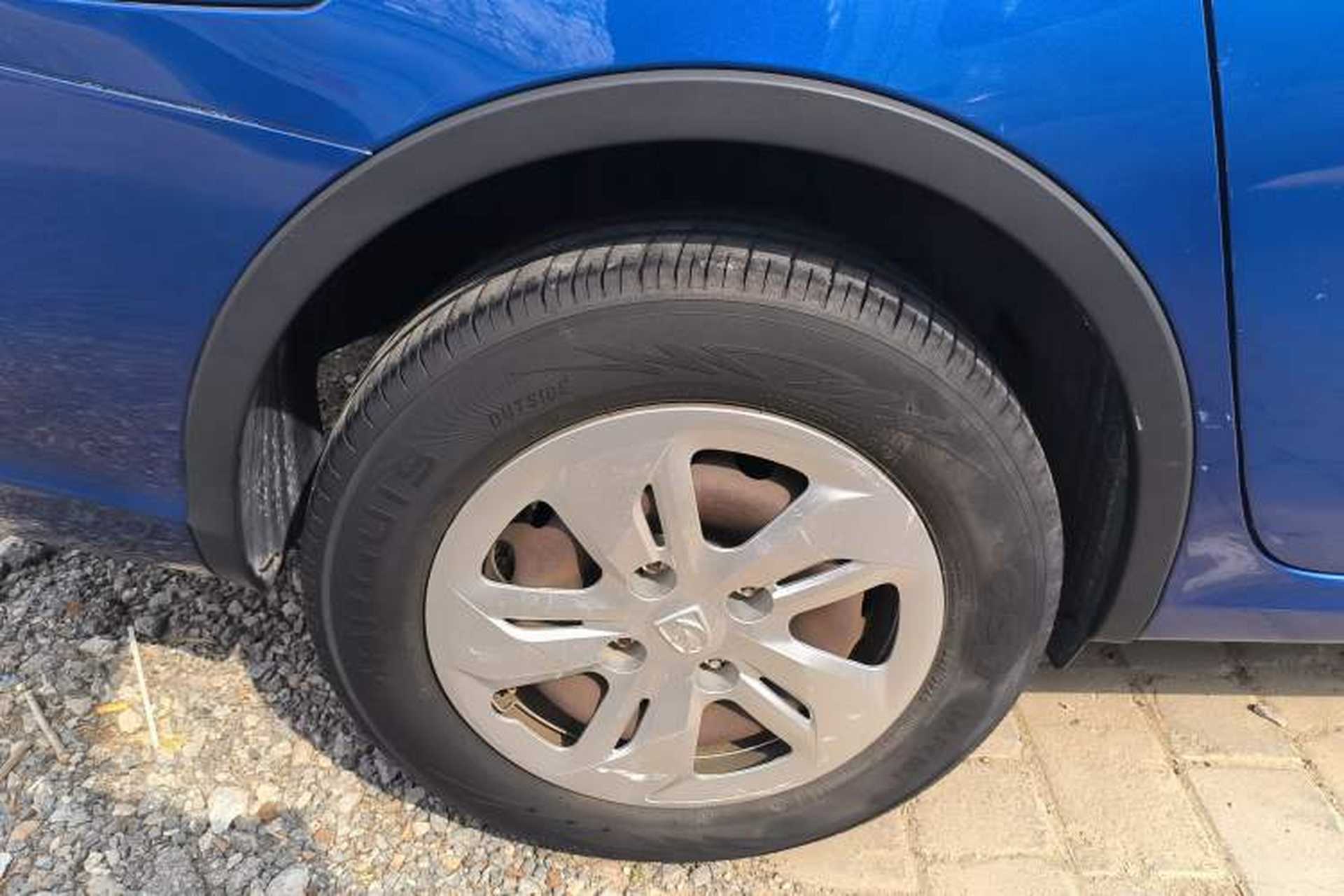 Used Baojun 310W 2017 1.5L Manual Comfort Version China V Right Rear Wheel Hub
