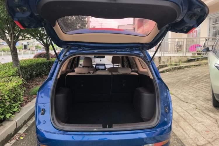 Used Baojun 310W 2017 1.5L Manual Comfort Version China V Trunk