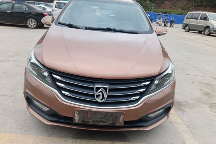 Used Baojun 310W 2017 1.5L Manual Fashion Model China V Front