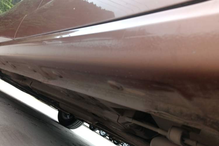 Used Baojun 310W 2017 1.5L Manual Fashion Model China V Left Side Sill