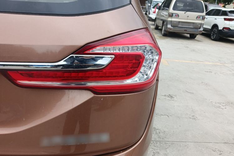 Used Baojun 310W 2017 1.5L Manual Fashion Model China V Right Rear Taillight