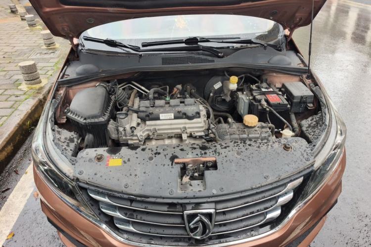 Used Baojun 310W 2017 1.5L Manual Fashion Model China V Engine Bay