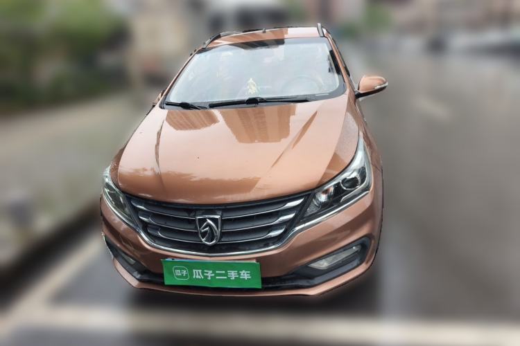 Used Baojun 310W 2017 1.5L Manual Fashion Model China V Front