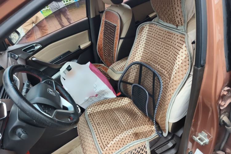 Used Baojun 310W 2017 1.5L Manual Fashion Model China V Left Front Seat