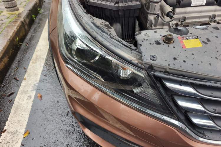 Used Baojun 310W 2017 1.5L Manual Fashion Model China V Right Front Headlight