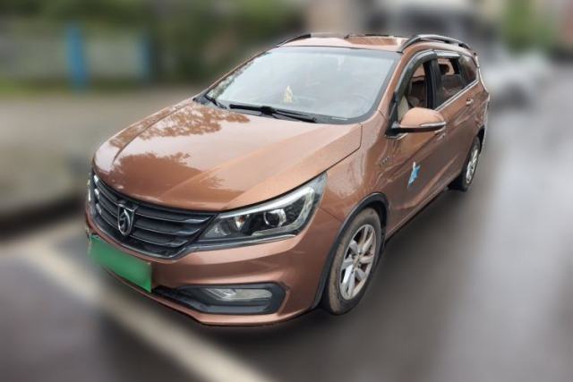 Used Baojun 310W 2017 1.5L Manual Fashion Model China V