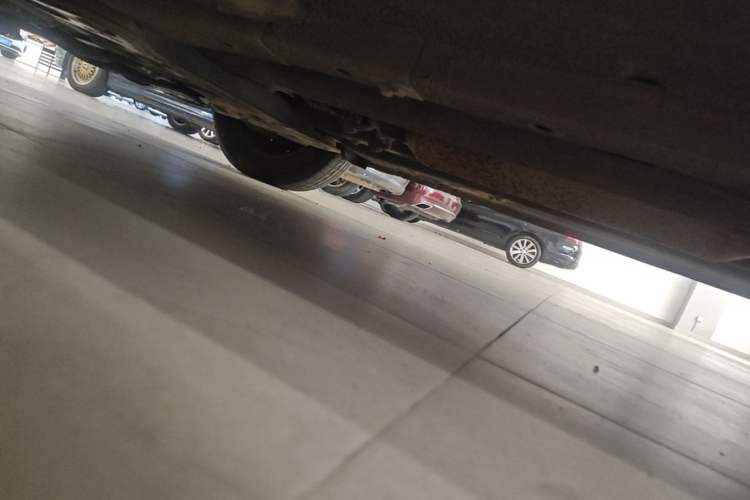 Used Baojun 310W 2017 1.5L Manual Comfort Version China V Chassis Front Left