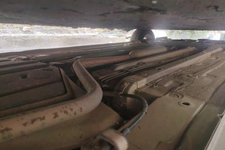 Used Baojun 310W 2017 1.5L Manual Fashion Model China V Chassis Rear Left