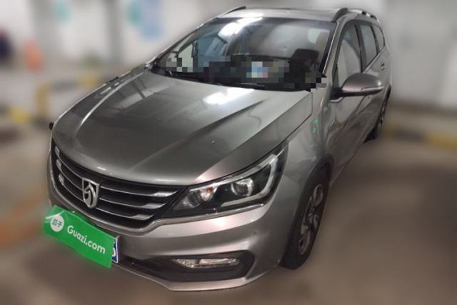 Used Baojun 310W 2017 1.5L Manual Luxury Version China VI